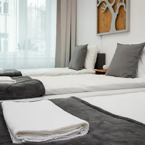 https://oasis.krakowhotelspoland.com